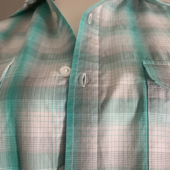 Men’s button up casual and business casual shirt - Picture 2 of 6